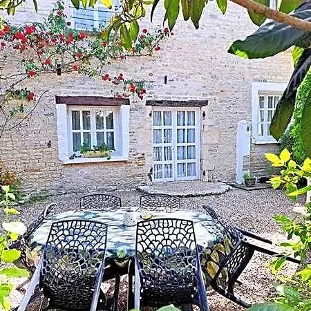 Ancienne Forge, Aire De Loisirs Avec Piscine 4* Marigny (Allier)