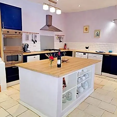 Ancienne Forge, Aire De Loisirs Avec Piscine 4* Marigny (Allier)